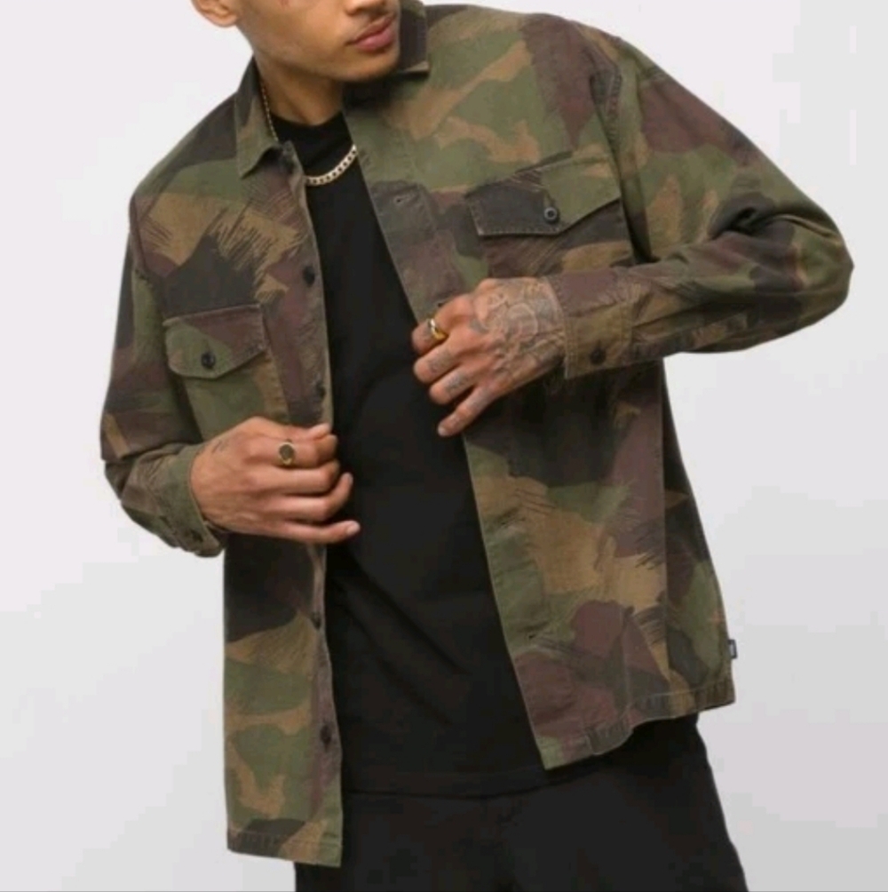 Vans Men's Brushed Camo Shirt/Shacket/Jacket Size Large